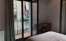 Hostal Radio Barcelona 2*
